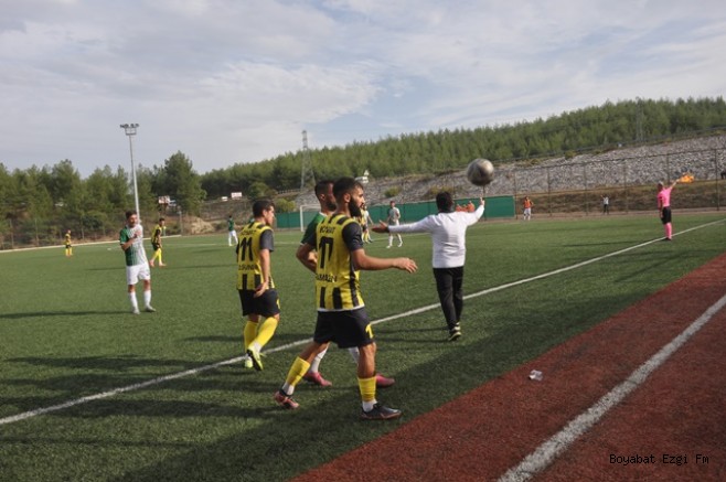 Boyabat 1868 Kozlu Belediye Spor Sezonun İlk Maçında Gol Bulamadılar 0-0